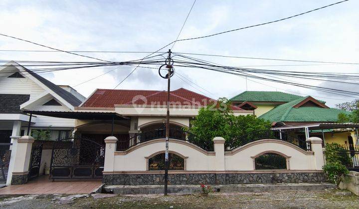 Dijual Rumah Luas Strategis Dan Siap Huni di Kota Medan 1