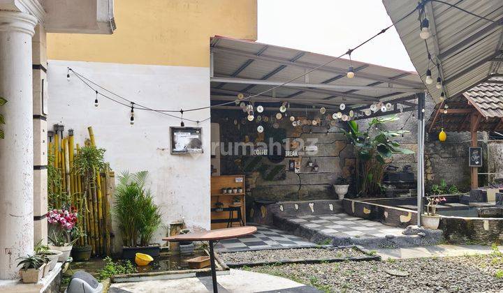 Dijual Rumah Luas Sangat Bagus Dan Siap Huni di Jalan Menteng 2