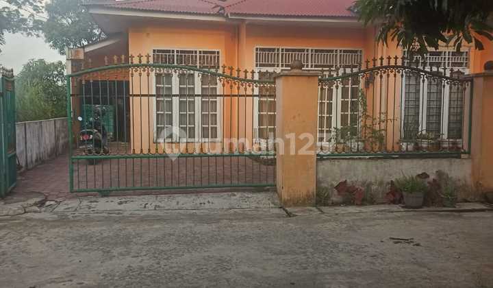 Rumah Sangat Luas Kondisi Bagus, Harga Murah dan Siap Huni Bonus Kolam Ikan