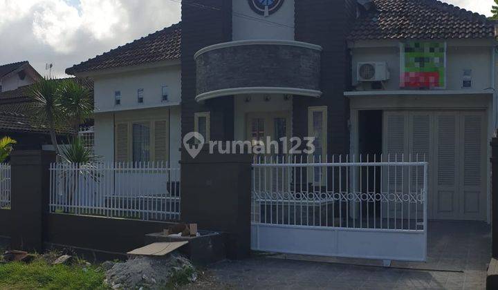 Dijual Rumah Mewah Strategis Dan Siap Huni di Kota Medan 1