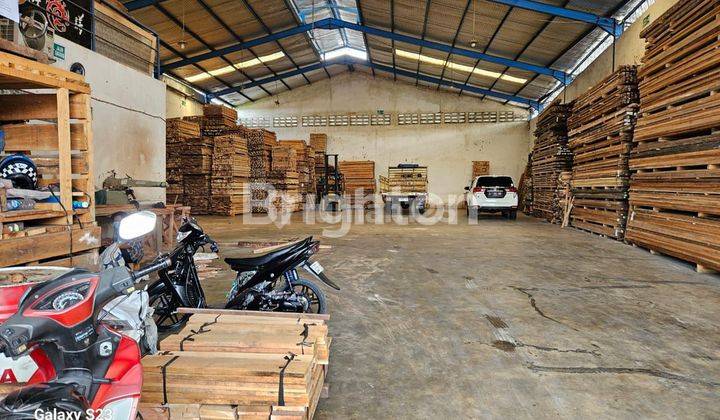GUDANG DI RAYA LIDAH WETAN, WIYUNG, SURABAYA BARAT 2