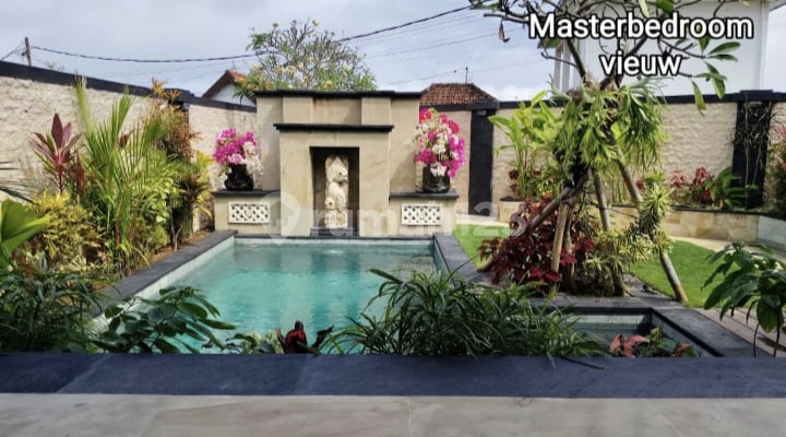 Villa House in Ungasan Jimbaran 2 Floors 3 Bedrooms Rooftop - Furnished