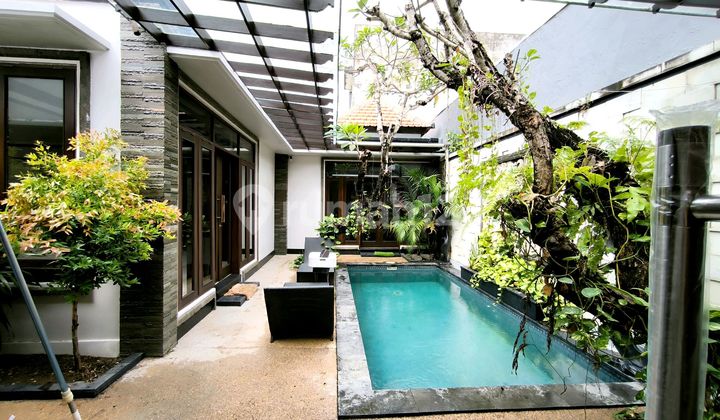 Disewakan Rumah Semi Villa Kerobokan Kelod 2+1 Br Furnished Shm 2