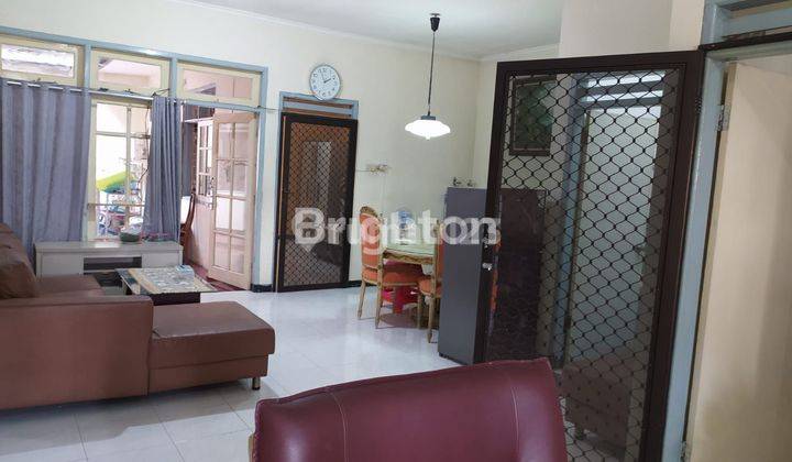 Rumah Minimalis Terawat Di Nirwana Eksekutif 2