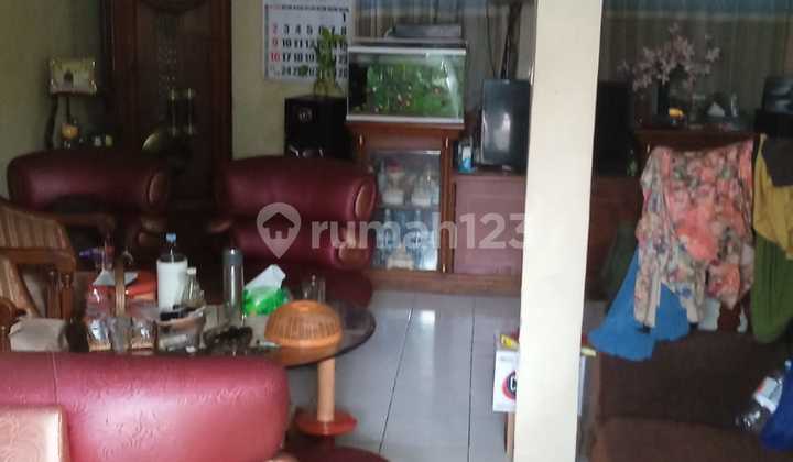 Affordable 1-Story House Near Mulyosari Main Road.com 2