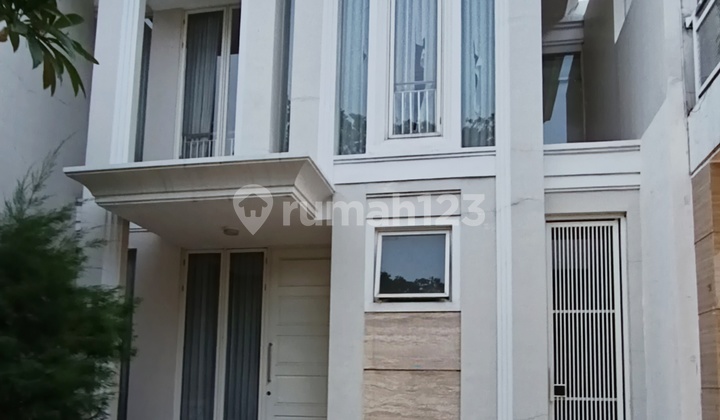 Sewa Rumah Mewah 2lt. Santiago Rosa, Full Furnished Sewa Rumah Mewah 2lt. Santiago Rosa, Full Furnished