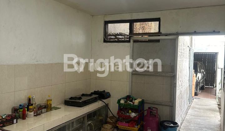 RUMAH LUAS TERAWAT 1 LT LEBAK ARUM 2