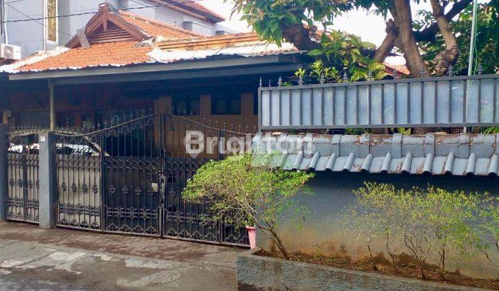 RUMAH ASRI DI TENGAH KOTA DENBAR 2