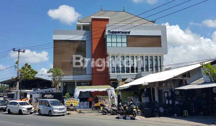 Gedung Besar 4lt  Siap Pakai Ruangan Lengkap Dan Tertata Rapi Di Area Strategists Dan Komersial Mahendradata Denpasar Barat  1