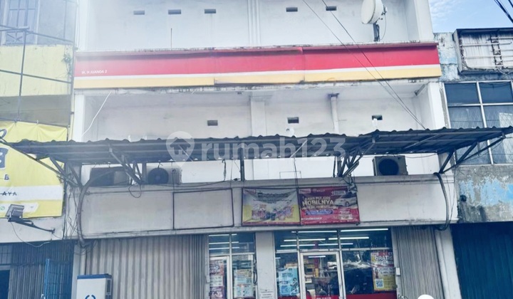 Ruko 2 Gandeng 3 Lantai Lokasi Premium di Jalan Utama Ciputat Timur