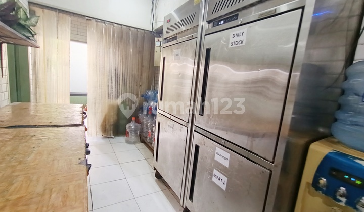 Restaurant + Office On Main Road Raya Canggu, Tibubeneng Restaurant + Office On Main Road Raya Canggu, Tibubeneng