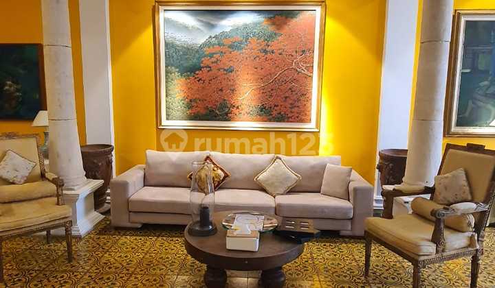 Rumah Cantik Siap Huni Di Kawasan Strategis, Besuki, Menteng, Jakarta Pusat