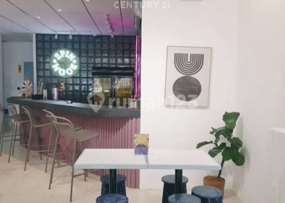 Disewakan Rumah Cocok Untuk Usaha Di Senayan Jaksel  9044 2