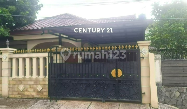 For Sale Spacious and Serene House in Jagakarsa, South Jakarta 9423