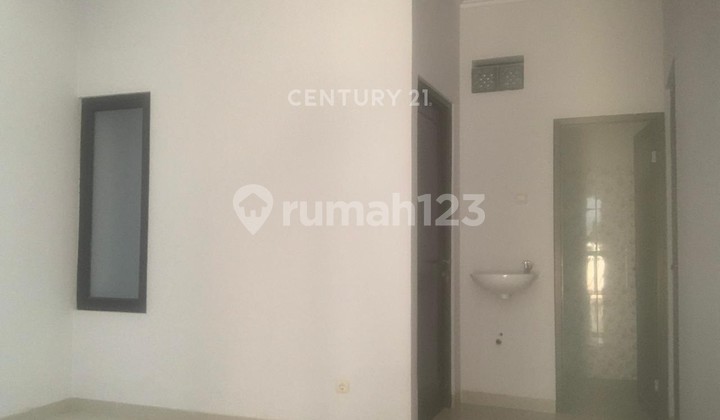 Minimalist Modern House in Pasar Rebo, East Jakarta 8398 2