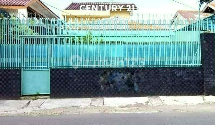 Di Jual Rumah Lokasi Strategis di Jakarta Pusat 9979