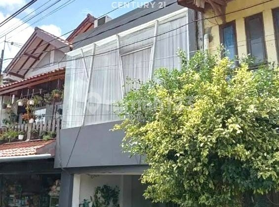 Quick Sale House In Kebayoran Baru South Jakarta 8018