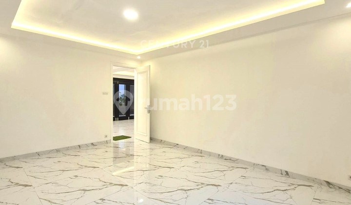 Rumah Luas Rapi Lokasi Bintaro Jaya  5329 2
