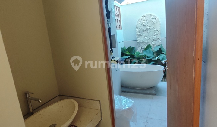 2 Br Villa At Pecatu Ungasan Bali- Oceandream For Rent Leasehold Or Buy