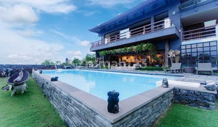 Luxury Villa In Kutuh, Bali — 180° View Of Benoa Bay