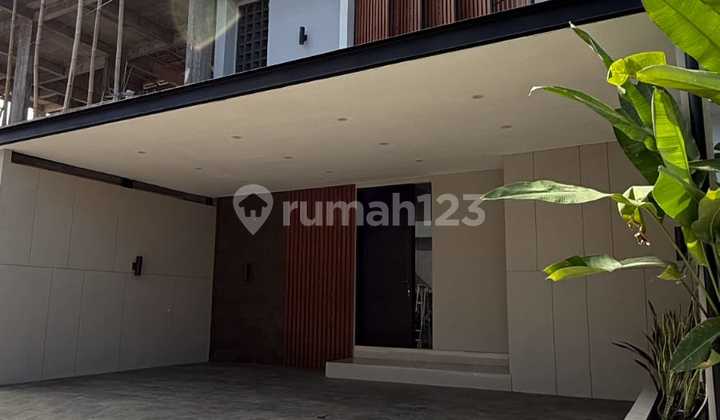 Brand New Semi-Villa House Near Padonan Canggu Strategic Location Brand New Semi-Villa House Near Padonan Canggu Strategic Location