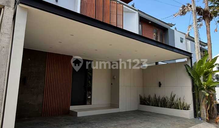 Brand New Semi-Villa House Near Padonan Canggu Strategic Location Brand New Semi-Villa House Near Padonan Canggu Strategic Location