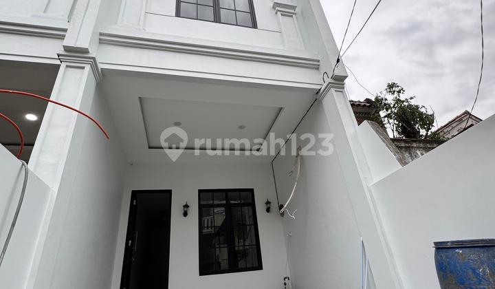 Rumah Baru Duri Kepa 3Lantai Jakarta Barat 1