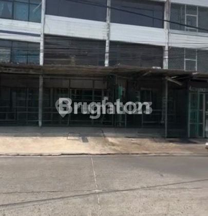 Jelambar 3.5-Storey Shop House, West Jakarta Jelambar 3.5-Storey Shop House, West Jakarta