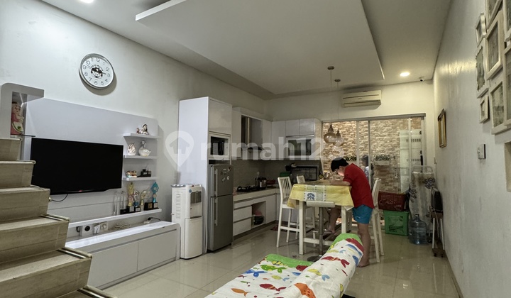 Rumah 2 Lantai Strategis Duri Kepa Akses Mudah ke Greenville 2