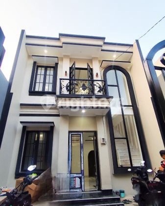 Taman Ratu Rumah Baru 2lantai Dekat Tanjung Duren Jakarta Barat