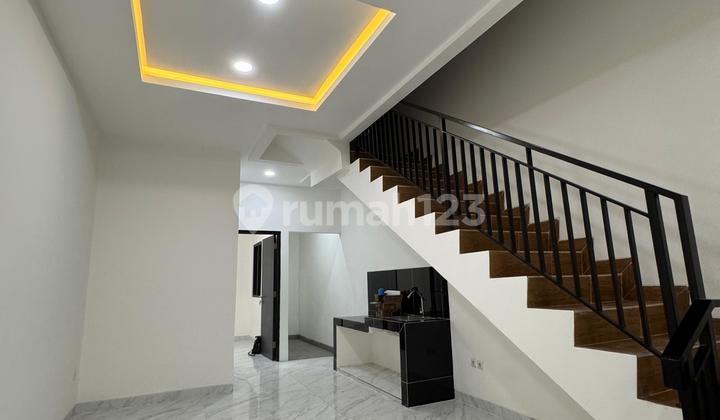 Rumah Baru Duri Kepa 3Lantai Jakarta Barat 2