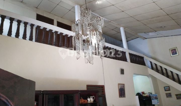 RUMAH KOMPLEK PERTAMINA TANJUNG PRIOK JAKARTA UTARA 2 LANTAI LAYAK HUNI HADAP UTARA BAGASI LUAS 2