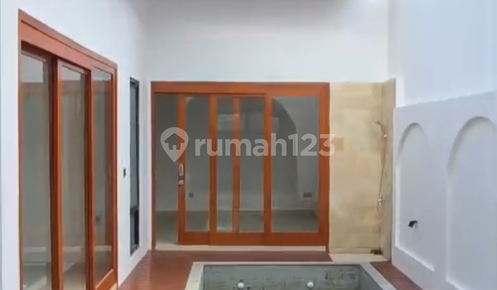 Di Jual Villa Baru, Murah, Bagus, Lokasi Premium