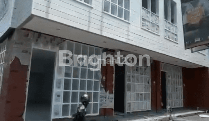 DISEWAKAN RUKO BARU, MURAH ,STRATEGIS COCOK UNTUK SEGALA USAHA 1