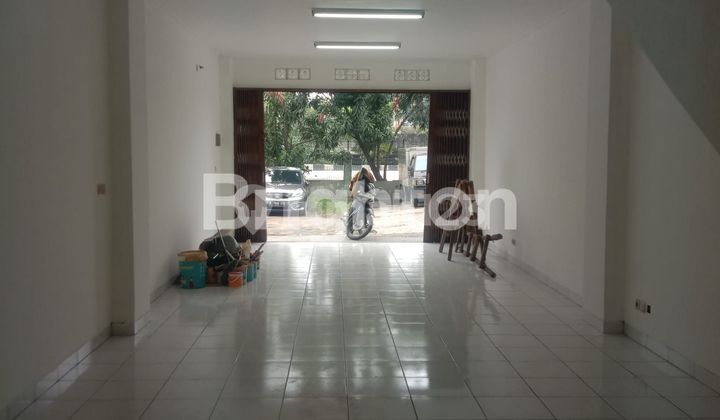 Ruko  4 lantai siap huni disewakan 1