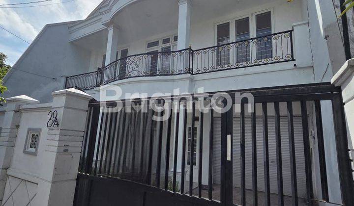 RUMAH NON FURNISH TERAWAT DI MANYAR SURABAYA 1