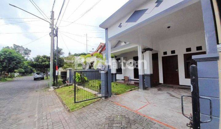 RUMAH KELUARGA TERAWAT HARGA NEGO DI ARAYA KOTA MALANG 2