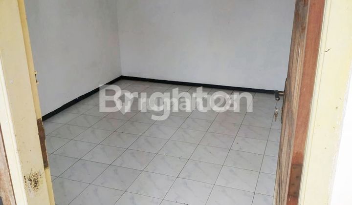 WELL-MAINTAINED HOUSE NEGOTIABLE PRICE IN ARAYA MALANG CITY 2