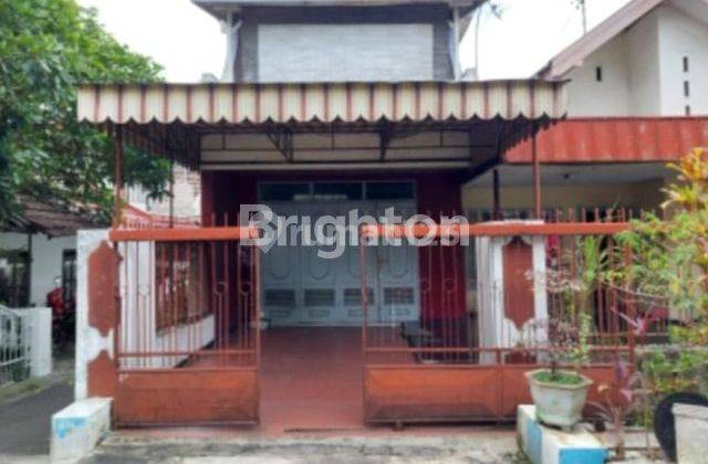 RUMAH KELUARGA NEGO DAERAH SUNGAI-SUNGAI KOTA MALANG 1