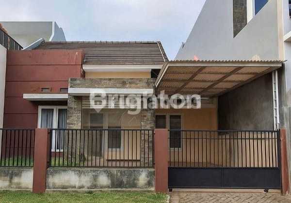 Rumah Semi Furnish di Permata Jingga Kota Malang