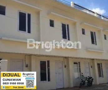 Town House  4 unit  berendeng. 1