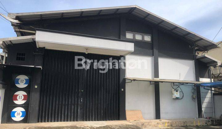 PALEMBANG GUDANG DISEWA  DI TENGAH KOTA LUAS 1000 M2 1