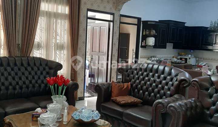 Rumah cantik di Cempaka Putih Tengah Jakpus Siap Huni lokasi Strategis