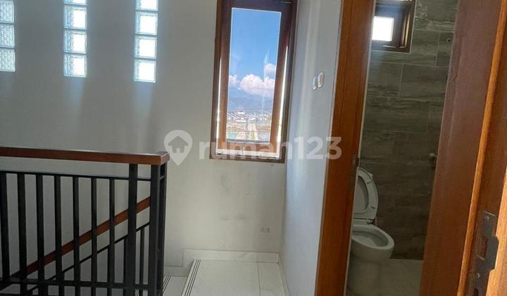 Jual Rumah Cherryfield 2 Lt Semifurnish 2