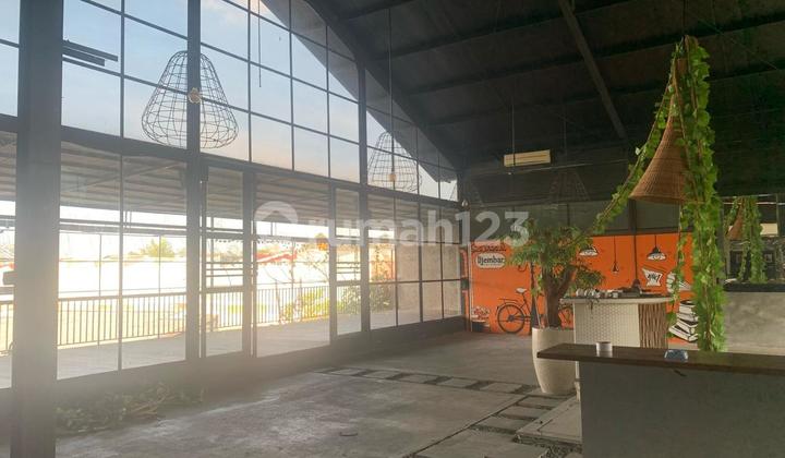Commercial Building Ex Cafe Ready for Business in Undip Tembalang Area 2