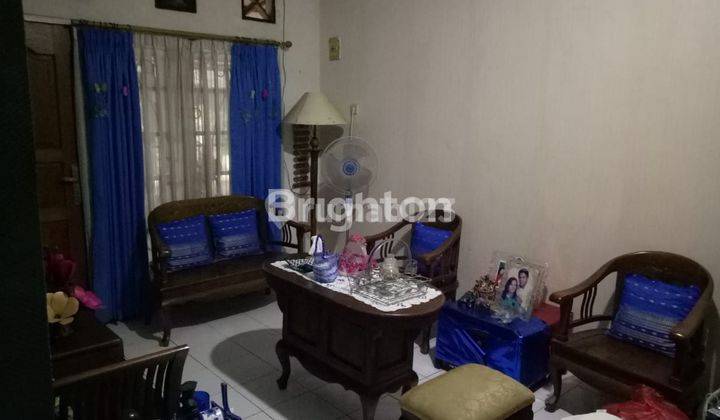 Rumah Cantik Dan Nyaman Siap Huni Lokasi Strategis  2