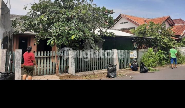 TANAH DAN BANGUNAN LAMA  DI PEMUKIMAN DEKAT UNDIP  2