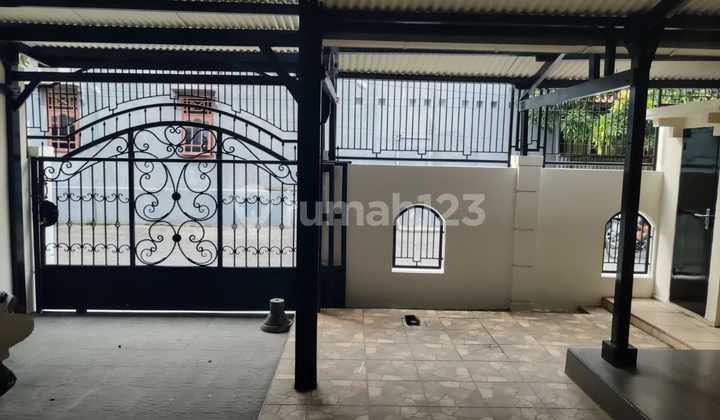 Rumah Luas 4 Kamar Tidur Dalam Kota Di Sampangan 2