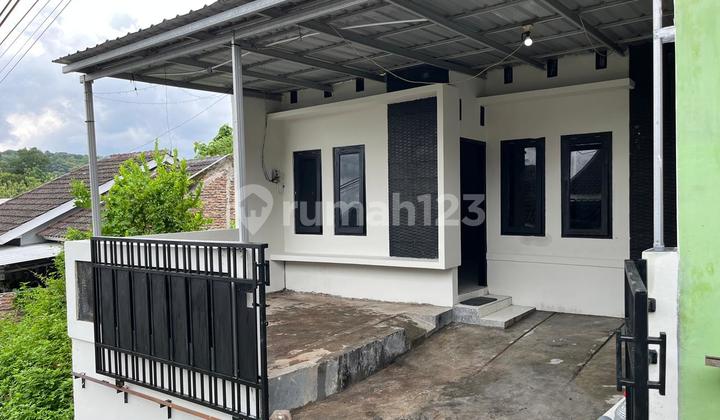 Ready-to-Live House for Young Families in Mangunharjo Tembalang 2