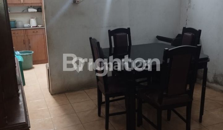 Ready-to-Occupy Hook House, Flood-Free in Sawangan Depok, with SHM Certificate. 2